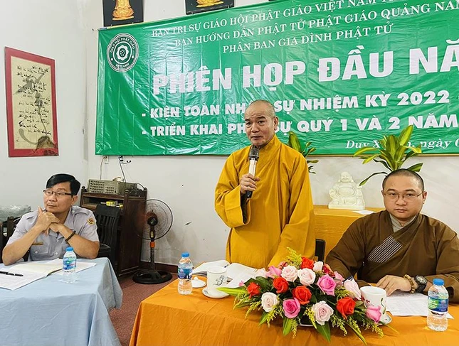 Thượng tọa Thích Như Giải ban đạo từ