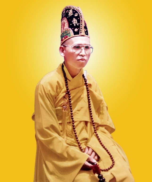 Chân dung Hòa thượng Thích Huyền Đức