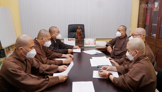 Thường trực Ban Thông tin - Truyền thông thảo luận các hoạt động Phật sự gắn với nhiều sự kiện quan trọng do Giáo hội TP.HCM tổ chức