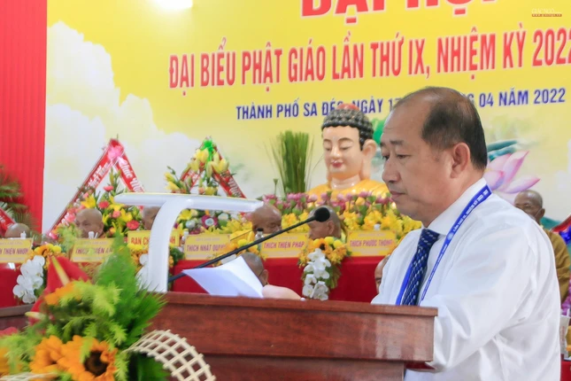 Ông Đoàn Tấn Bửu phát biểu tại Đại hội Ông Đoàn Tấn Bửu phát biểu tại Đại hội