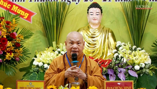 Hòa thượng Thích Thiện Nhơn ban đạo từ tại đại hội