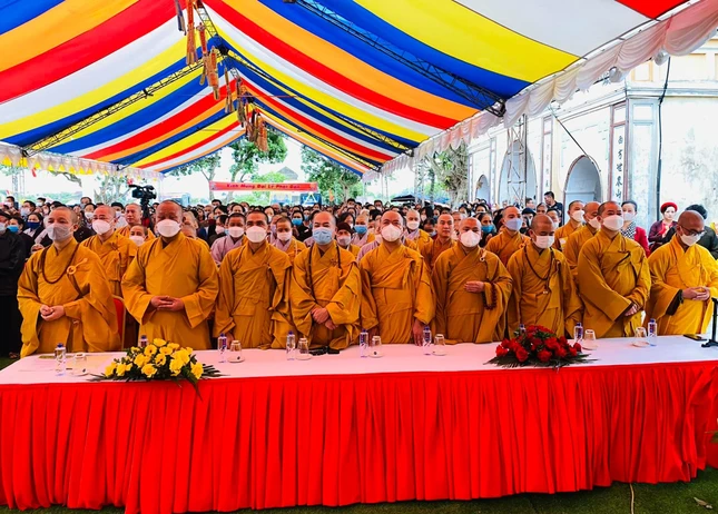 Chư tôn đức tham dự Đại lễ Phật đản Phật lịch 2566