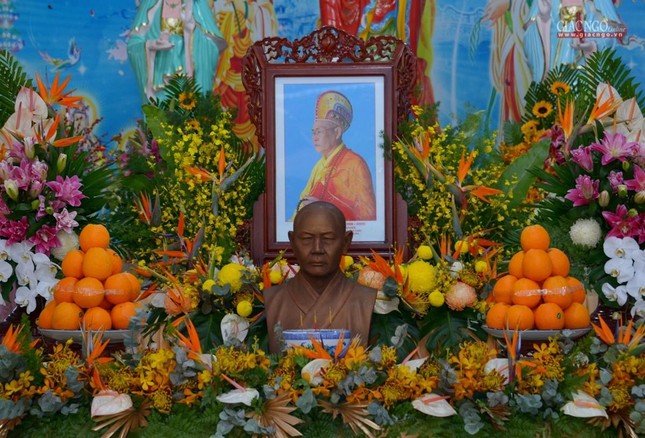 Di ảnh Hòa thượng Thích Huệ Hà