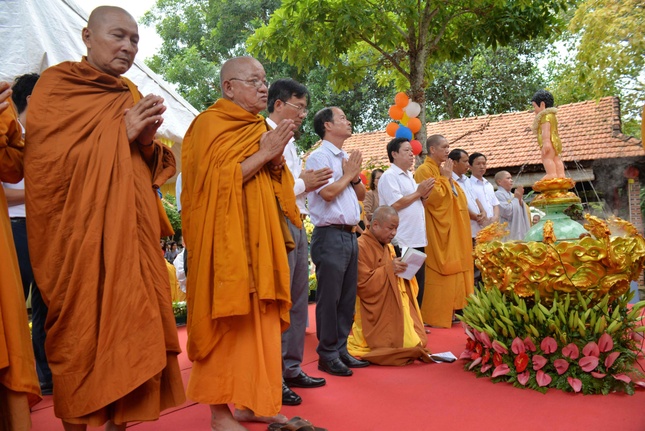 Thực hiện nghi thức chào Quốc kỳ, Đạo kỳ
