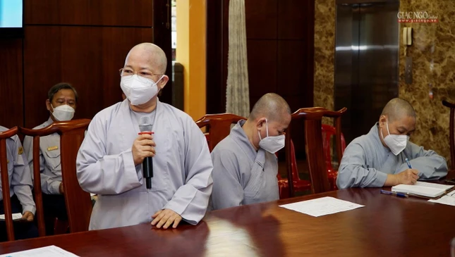 Ni trưởng Thích nữ Như Thảo tại buổi họp