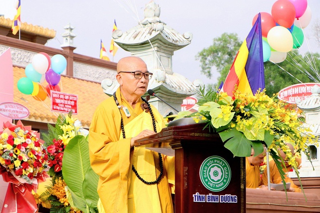 Hòa thượng Thích Thiện Duyên đọc Diễn văn Phật đản của Hòa thượng Thích Thiện Nhơn