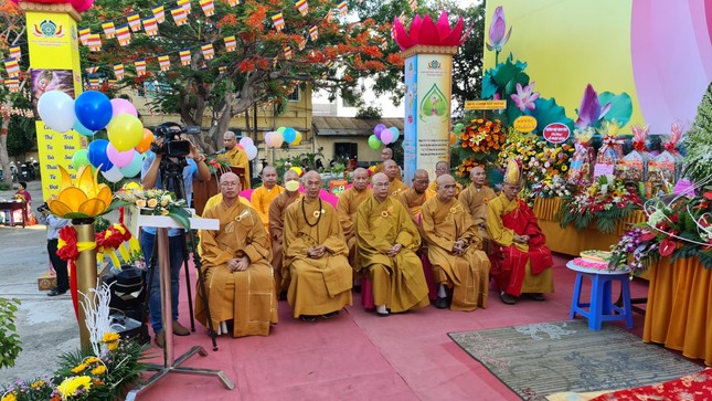 Chư tôn đức chứng minh, tham dự Chư tôn đức chứng minh, tham dự