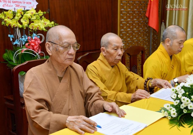 Chư tôn đức tham dự Chư tôn đức tham dự