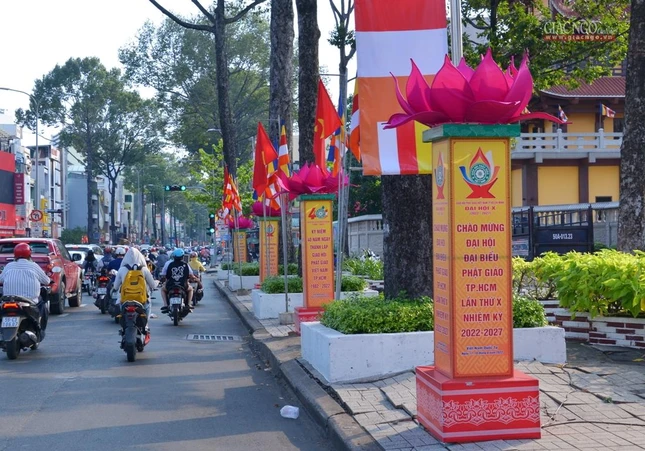 Không khí vui tươi đón mừng Đại hội Phật giáo TP.HCM