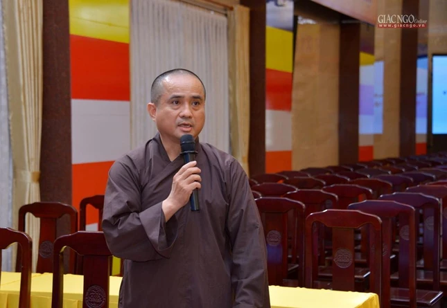 Thượng tọa Thích Tâm Hải trình về công tác truyền thông, báo chí cho đại hội