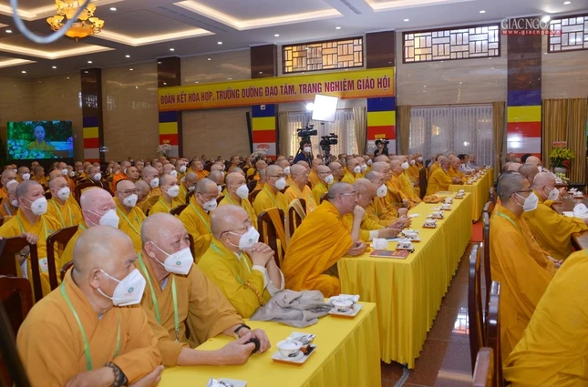 Phiên trù Đại hội diễn ra trong một ngày 17-6