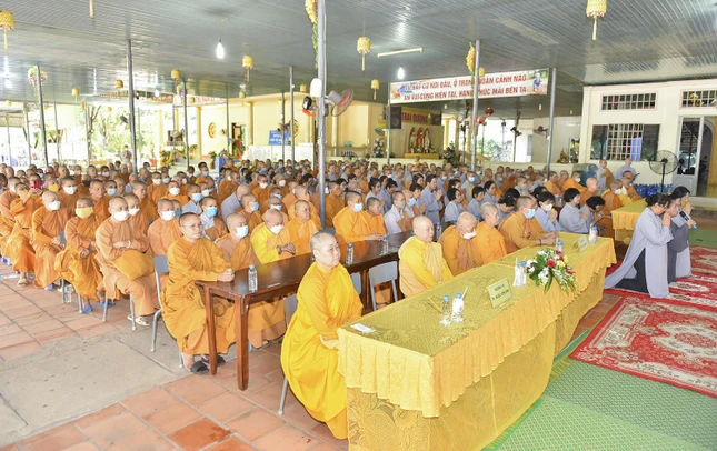 Chư hành giả Ni hai trường hạ