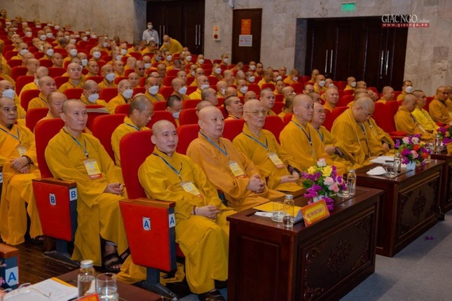 Chư tôn đức Hội đồng Trị sự, lãnh đạo các Ban Trị sự GHPGVN các tỉnh, thành phố tham dự