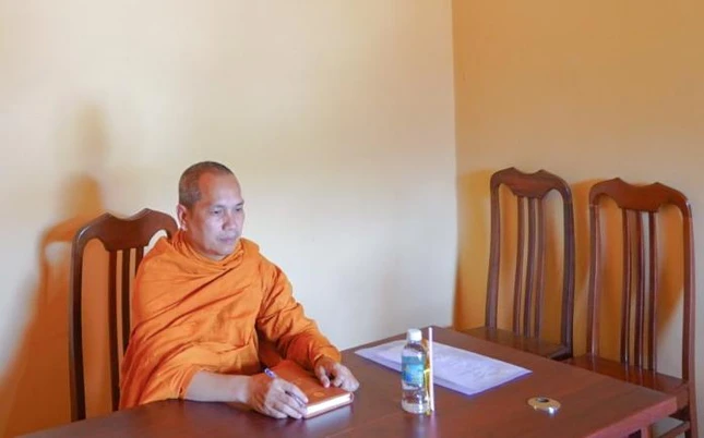 Đại đức Thích Giác Nhường, Trưởng ban Trị sự Phật giáo TP.Gia Nghĩa đã chủ trì buổi họp