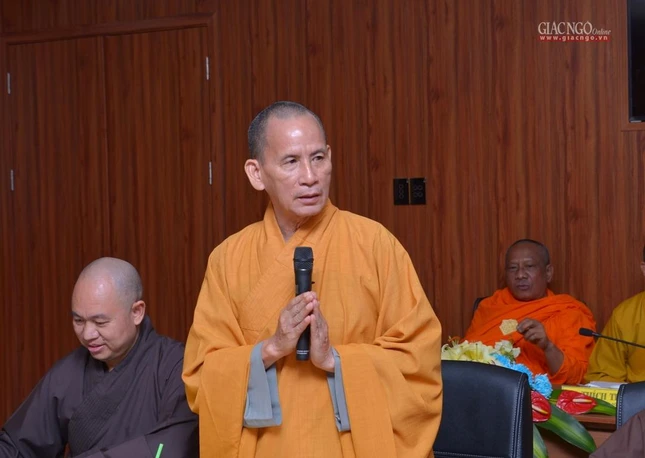 Hòa thượng Thích Thiện Thống trình Ban Thường trực Hội đồng Trị sự các biên bản của Ban Chỉ đạo Đại hội, Hội đồng Trị sự giải quyết khó khăn của Ban Trị sự Phật giáo tỉnh Thừa Thiên Huế