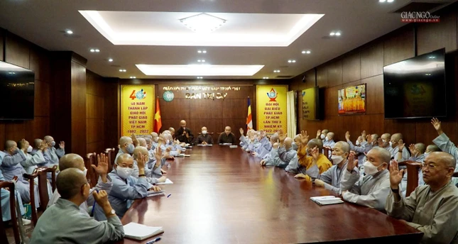 Chư Ni biểu quyết thống nhất đề cử Ni trưởng Thích nữ Như Thảo đảm nhiệm Phó Trưởng Thường trực Phân ban Ni giới TP.HCM