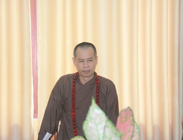 Thượng tọa Thích Minh Trí chủ trì buổi họp Thường trực Ban Trị sự Thành phố