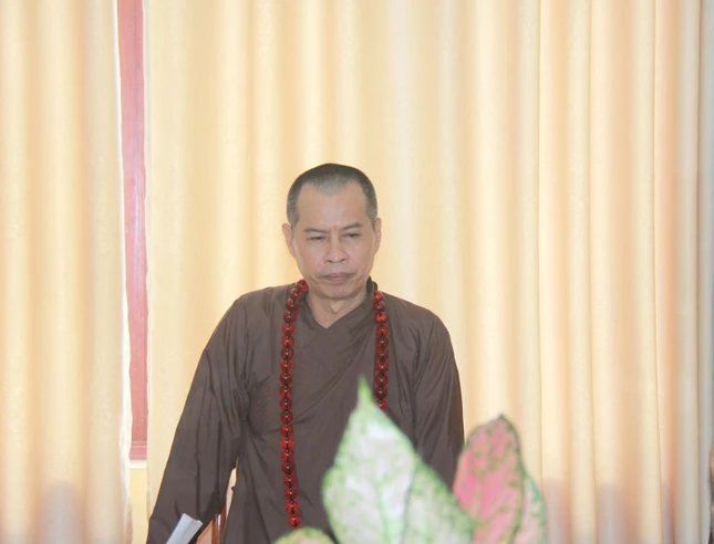 Thượng tọa Thích Minh Trí chủ trì buổi họp Thường trực Ban Trị sự Thành phố