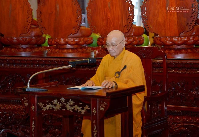 Hòa thượng Thích Minh Thông, Chứng minh Ban Trị sự GHPGVN TP.HCM trùng tuyên giới luật Đức Phật chế định giữa đại chúng Hòa thượng Thích Minh Thông, Chứng minh Ban Trị sự GHPGVN TP.HCM trùng tuyên giới luật Đức Phật chế định giữa đại chúng