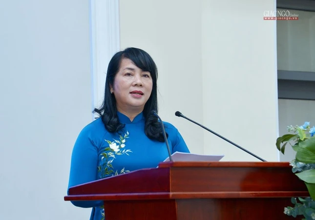 Bà Trần Kim Yến, tân Chủ tịch Ủy ban MTTQVN TP.HCM phát biểu nhận nhiệm vụ