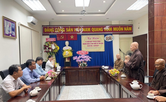 Hòa thượng Thích Lệ Trang có lời chúc mừng đến lãnh đạo Sở Nội vụ, Ban Tôn giáo TP.HCM nhân Kỷ niệm 67 năm Ngày truyền thống của ngành Quản lý nhà nước về tôn giáo