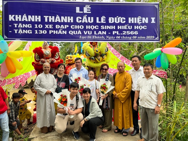 Ban Từ thiện - Xã hội GHPGVN tỉnh Vĩnh Long vừa khánh thành, đưa vào sử dụng cầu bê-tông