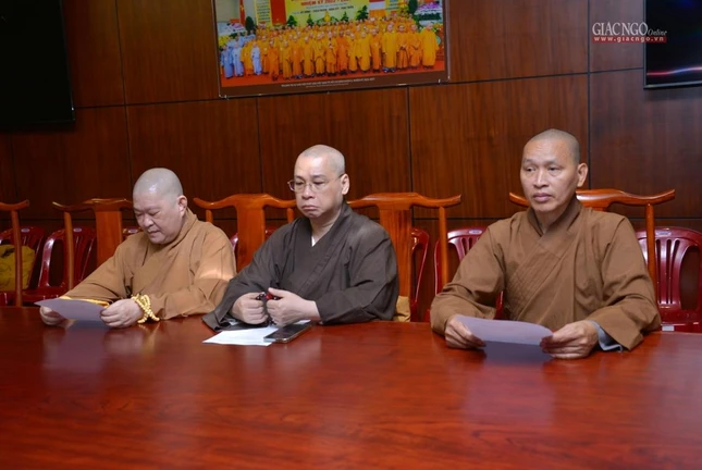 Chư tôn đức tham dự buổi gặp mặt thành viên lần đầu của Ban Tăng sự
