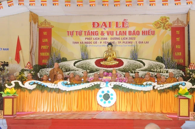 Chư tôn đức chứng minh Chư tôn đức chứng minh