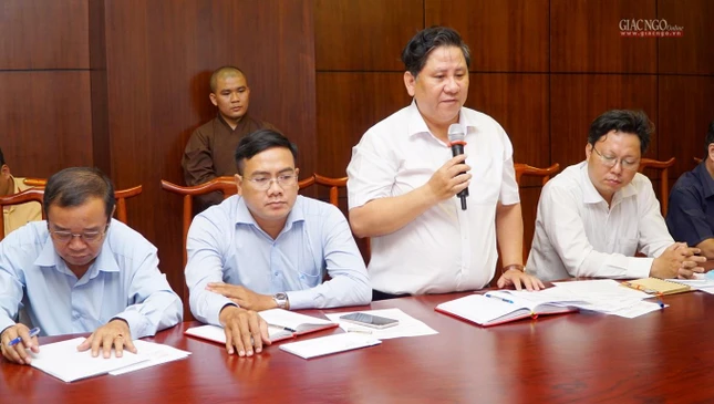 Đại diện Quận ủy quận 10 phát biểu tại buổi họp liên ngành