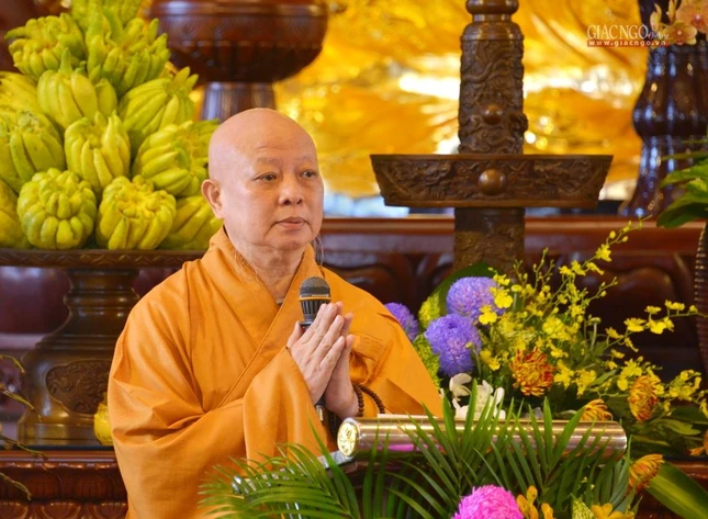 Hòa thượng Thích Lệ Trang phát biểu khai mạc Đại lễ