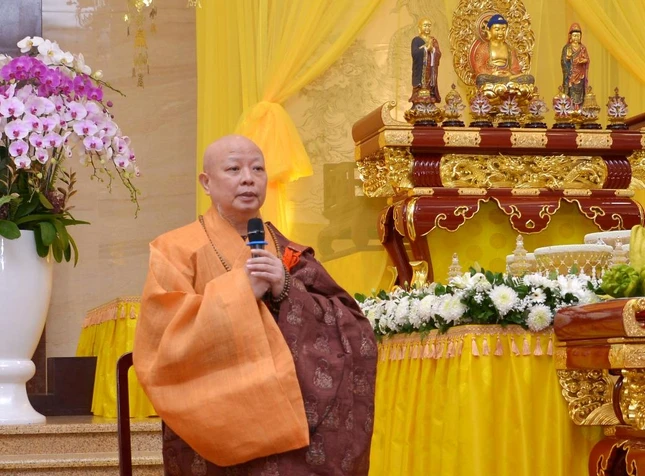 Hòa thượng Thích Lệ Trang phát biểu khai mạc