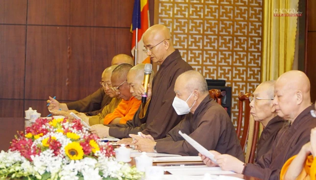 Thượng tọa Thích Thiện Quý phát biểu