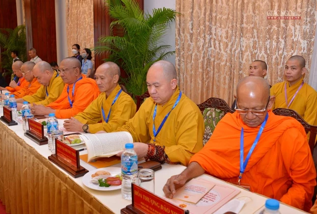 Đại biểu Phật giáo tham dự hội