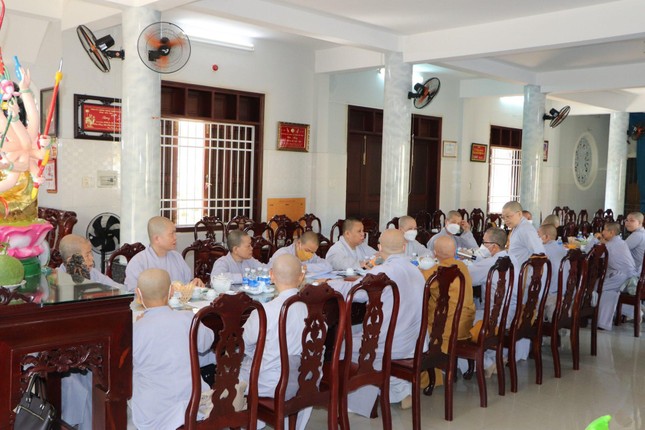 Buổi họp của chư Ni đã thảo luận, đóng góp nhiều Phật sự