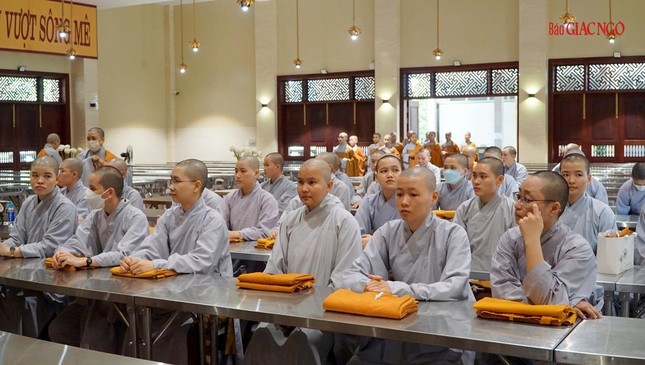 Chư Ni tham gia tập dượt Chư Ni tham gia tập dượt