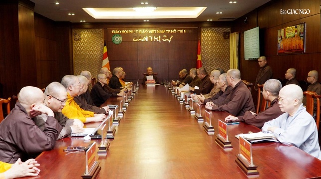 Hòa thượng Trưởng ban Trị sự GHPGVN TP.HCM đúc kết buổi họp