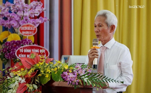 Phật tử Lệ Thành - Thân Văn Do đại diện gia đình thí chủ báo cáo