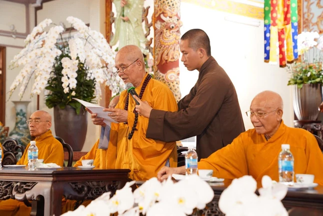 Hòa thượng Thích Minh Thông phát biểu tại lễ bế mạc