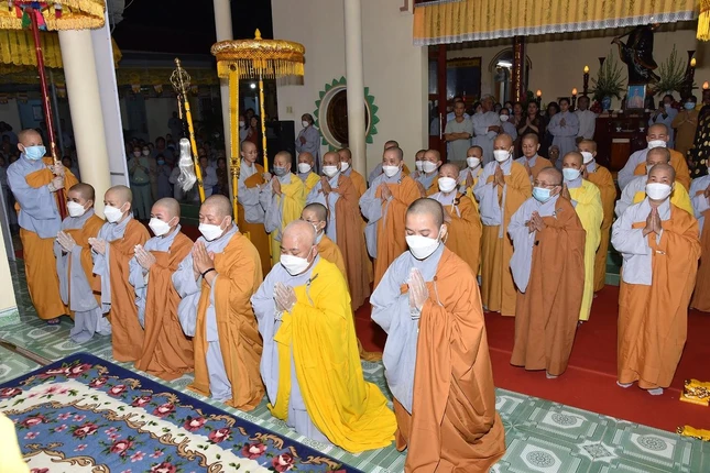 Chư Ni môn đồ pháp quyến