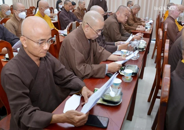 Chư tôn đức Ban Trị sự GHPGVN TP.HCM tham dự