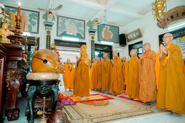 Môn đồ pháp quyến cố Trưởng lão Hòa thượng Thích Như Ý Môn đồ pháp quyến cố Trưởng lão Hòa thượng Thích Như Ý