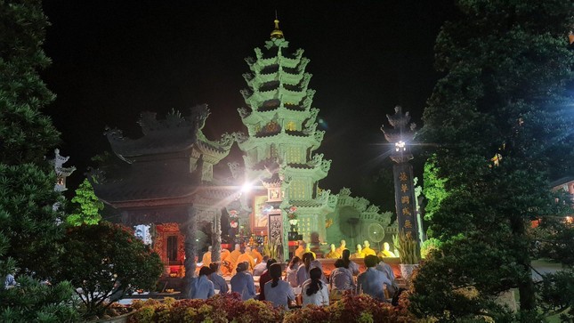 Trì tụng kinh Di đà tưởng niệm húy nhật Hòa thượng Thích Hiển Pháp