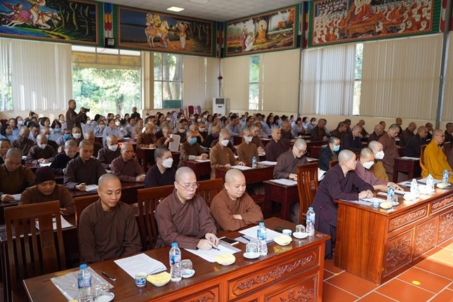 Chư tôn đức Ban Hoằng pháp TP.Hà Nội tham dự hội nghị