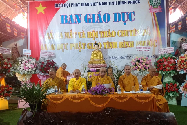 Chư tôn đức chứng minh, tham dự