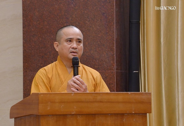 Thượng tọa Thích Tâm Hải phát biểu sau khi nhận quyết định