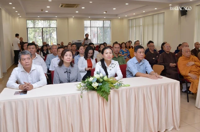 Đại diện lãnh đạo các cơ quan tham dự