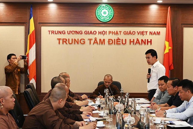 Đại diện các cơ quan hữu quan phát biểu đề xuất các phương án về an ninh trật tự cho Đại hội