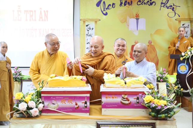 Niềm vui Ngày Nhà giáo VN Niềm vui Ngày Nhà giáo VN