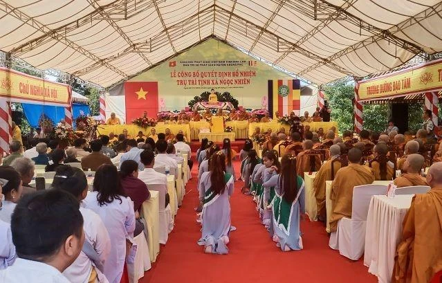 Quang cảnh lễ bổ nhiệm trụ trì tịnh xá Ngọc Nhiên Quang cảnh lễ bổ nhiệm trụ trì tịnh xá Ngọc Nhiên