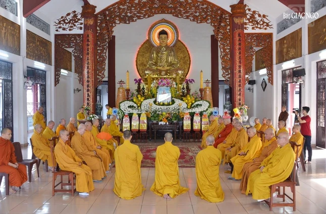 Lễ tưởng niệm 29 năm ngày Đức Đệ nhất Pháp chủ GHPGVN viên tịch ảnh 8